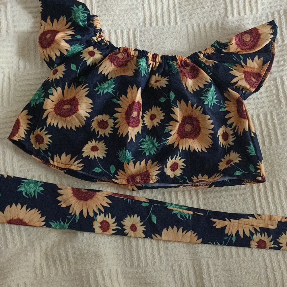 Baby top with headband